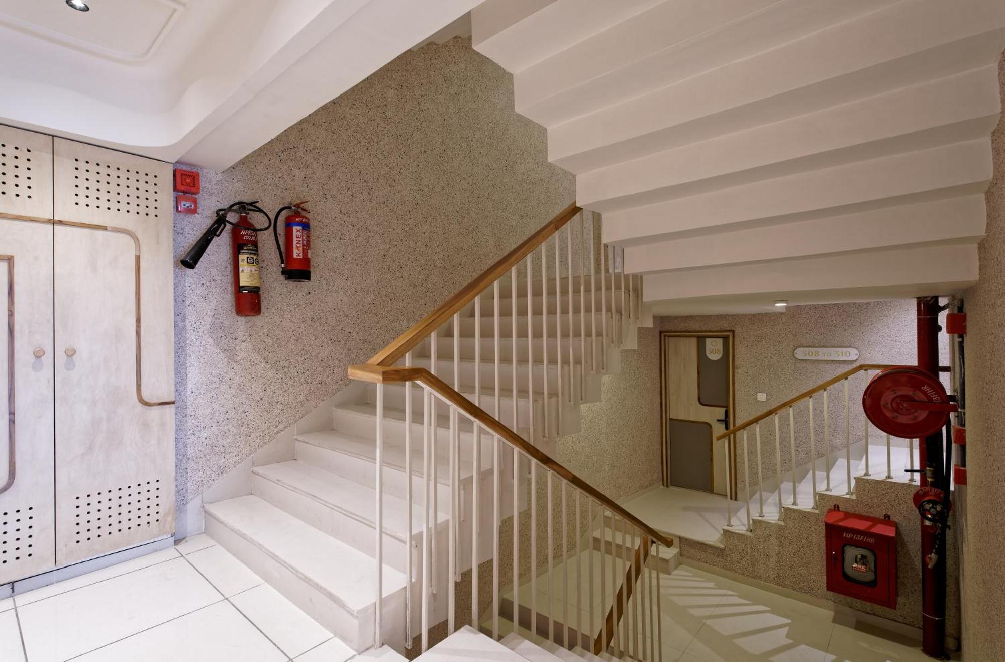 Exora Inn Ahmedabad Buitenkant foto
