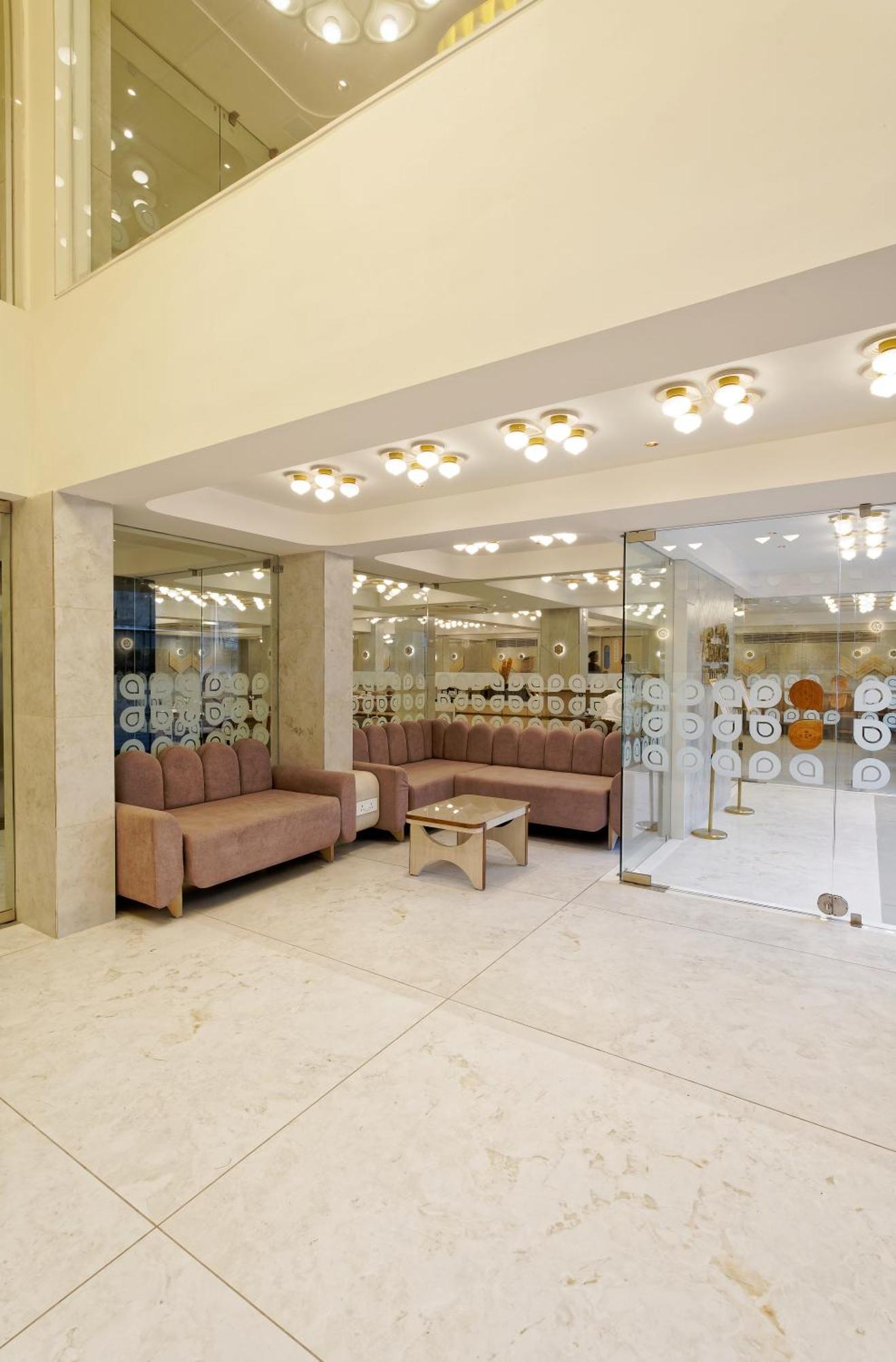 Exora Inn Ahmedabad Buitenkant foto